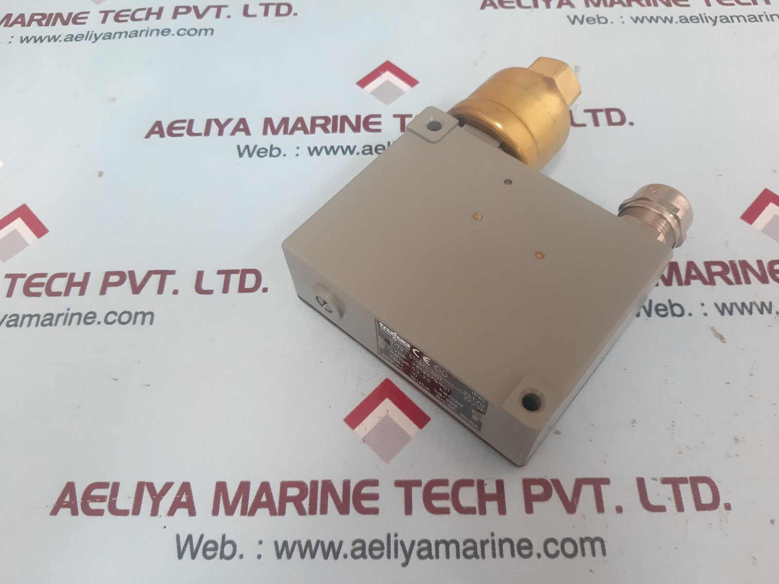 Trafag 941.2375.901 Pressure Switch 10 Kg/Cm2