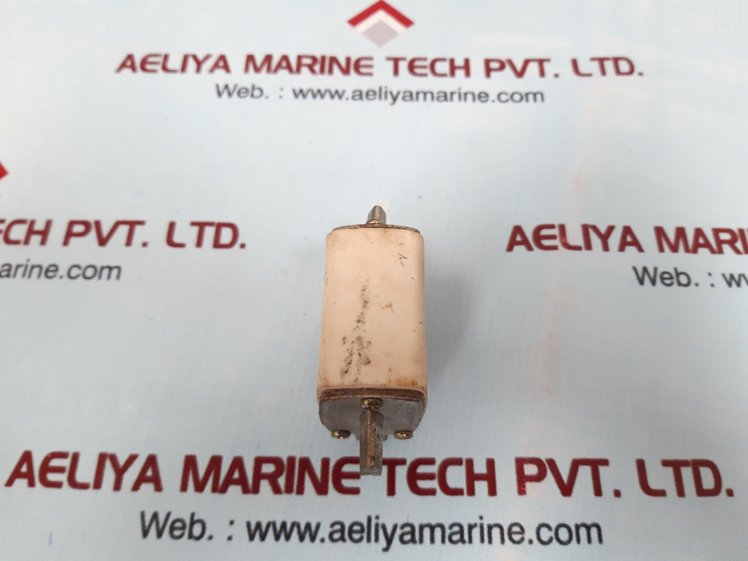 Nt00 gl 80a fuse 500v~120ka used 