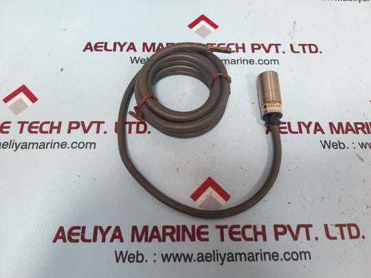 Omron E2E-x5E2 Proximity Switch Sensor 12 To 24 Vdc