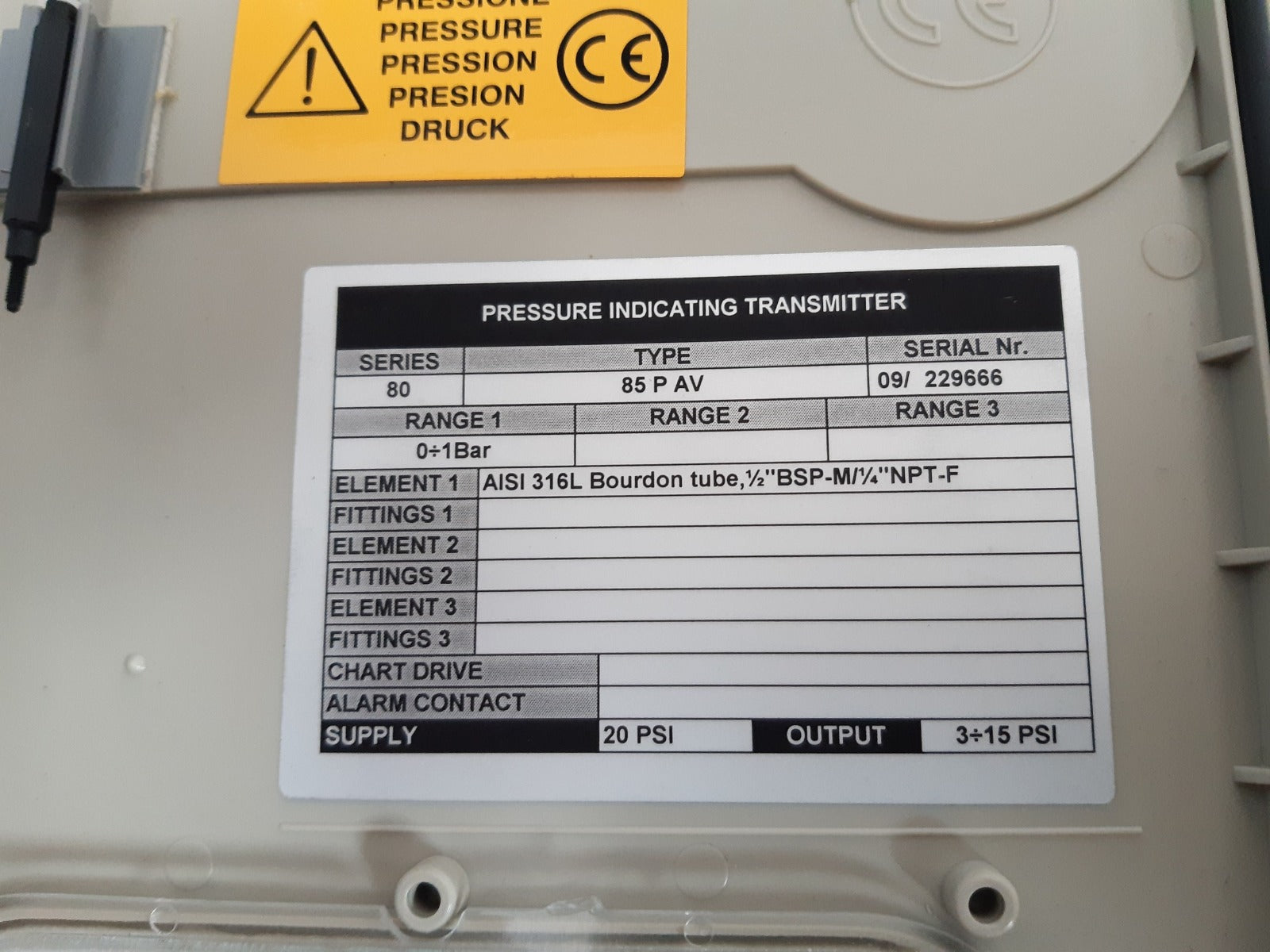 Omc 85 p av series 80 pressure indicating transmitter
