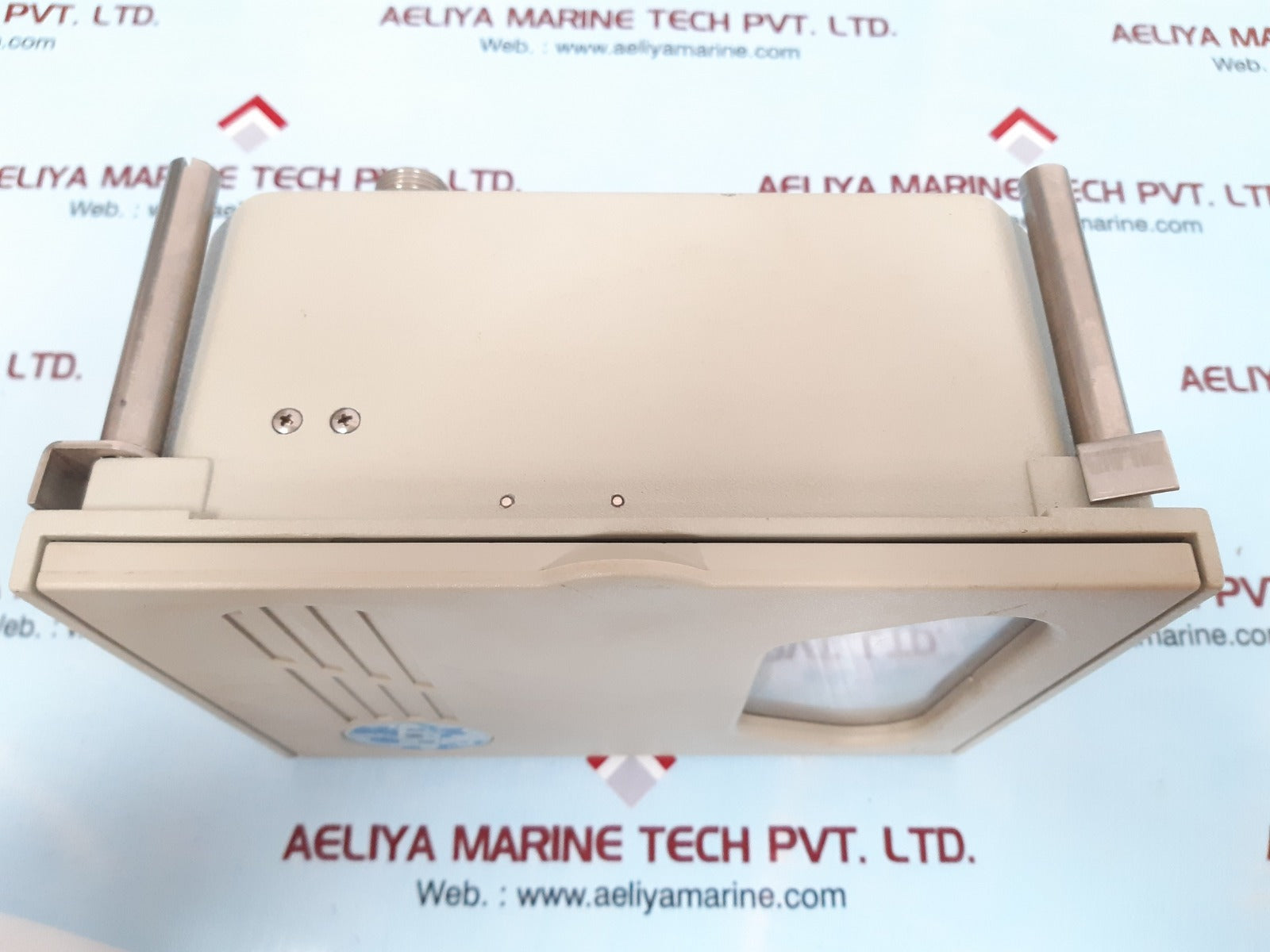 Omc 85 p av series 80 pressure indicating transmitter