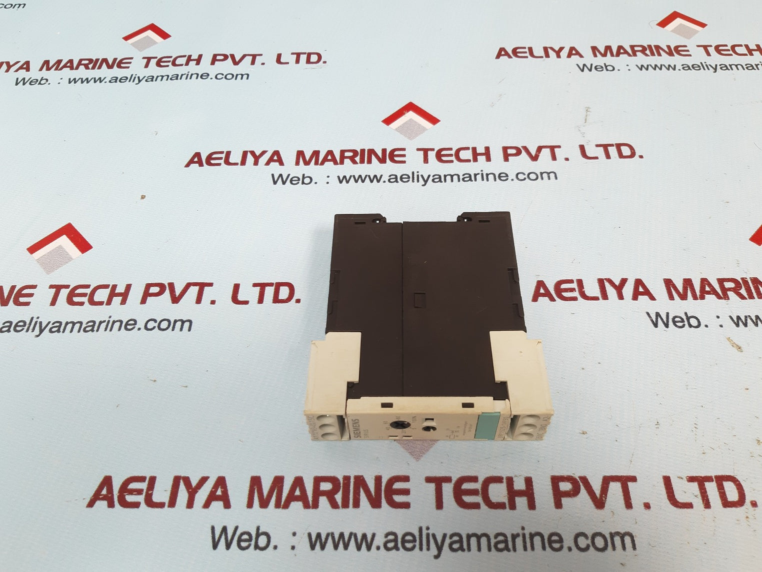 Siemens sirius 3rp1525-1ap30 time relay 