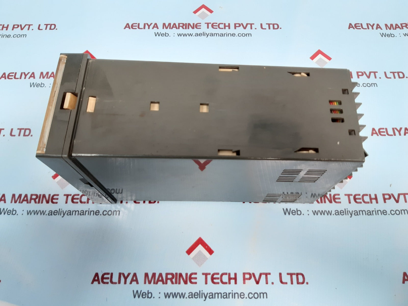 Yamatake-honeywell sdc3005gp450y0 temperature controller 