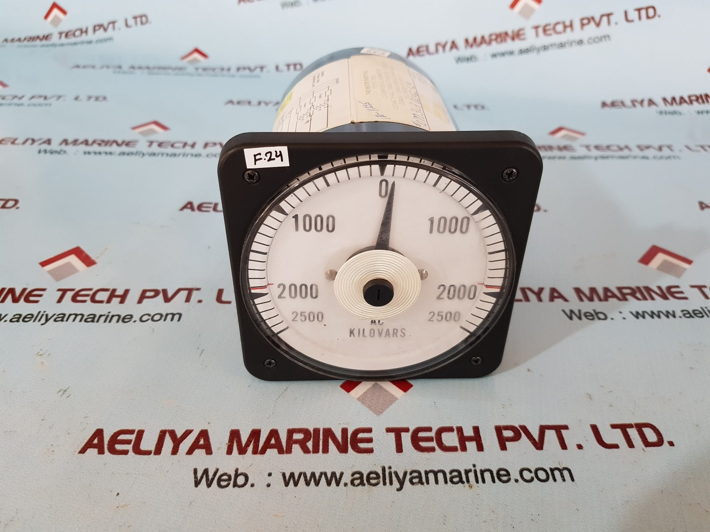 Crompton 077-31la-qq kilovars meter 