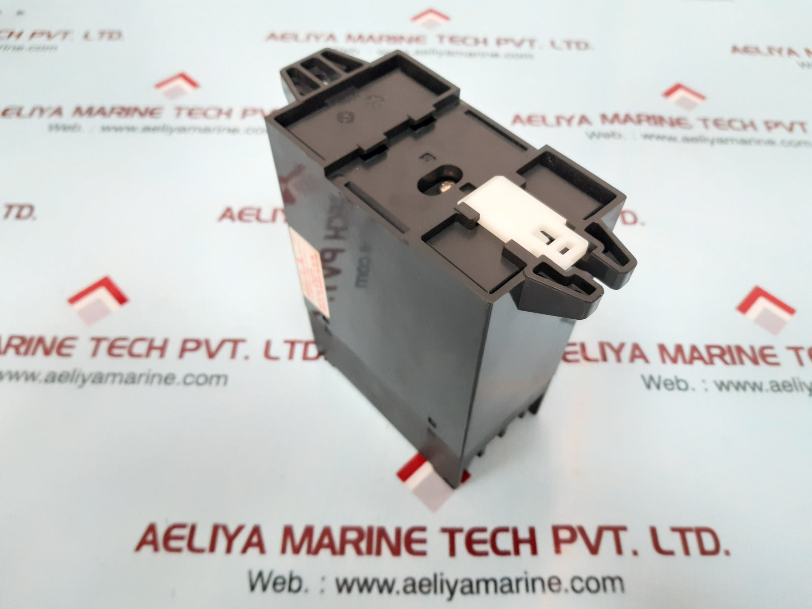 Yokogawa 2379a36-00-a5-l-bl insulation resistance monitor