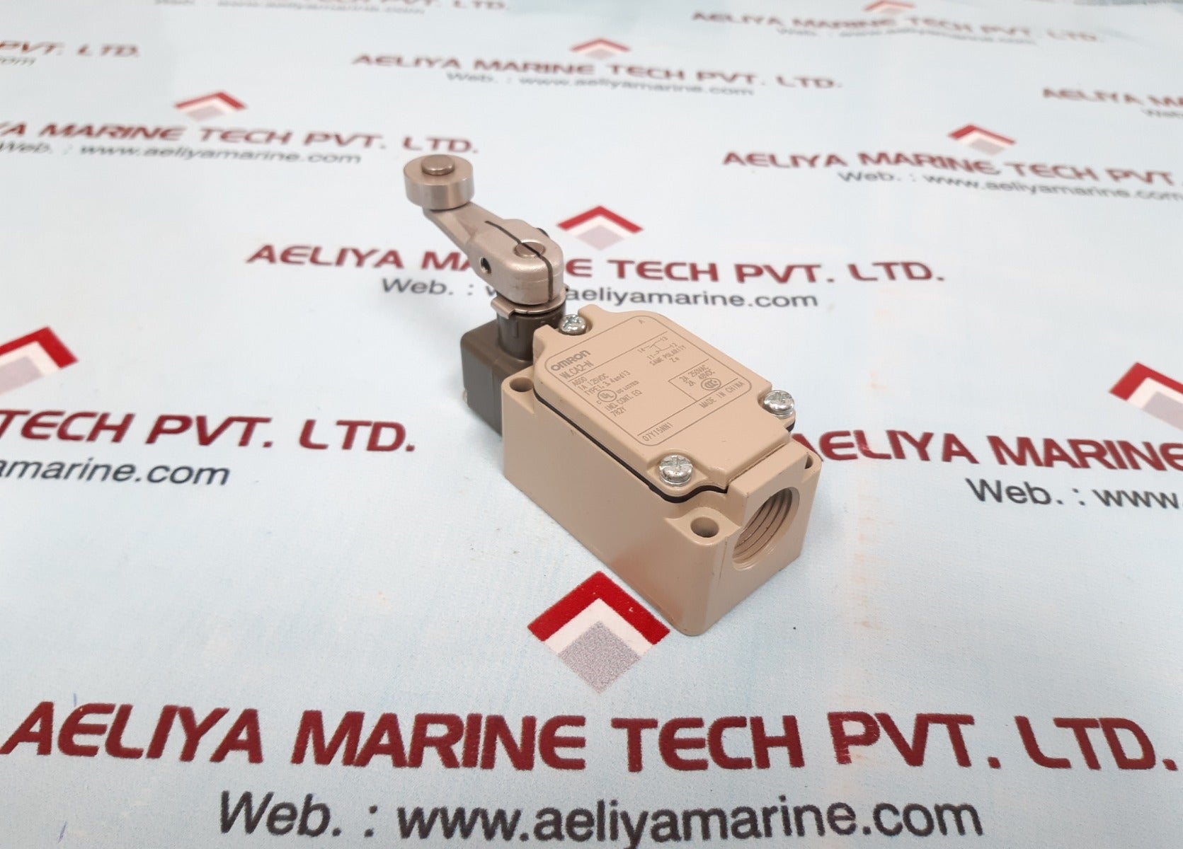 Omron wlca2-n limit switch 