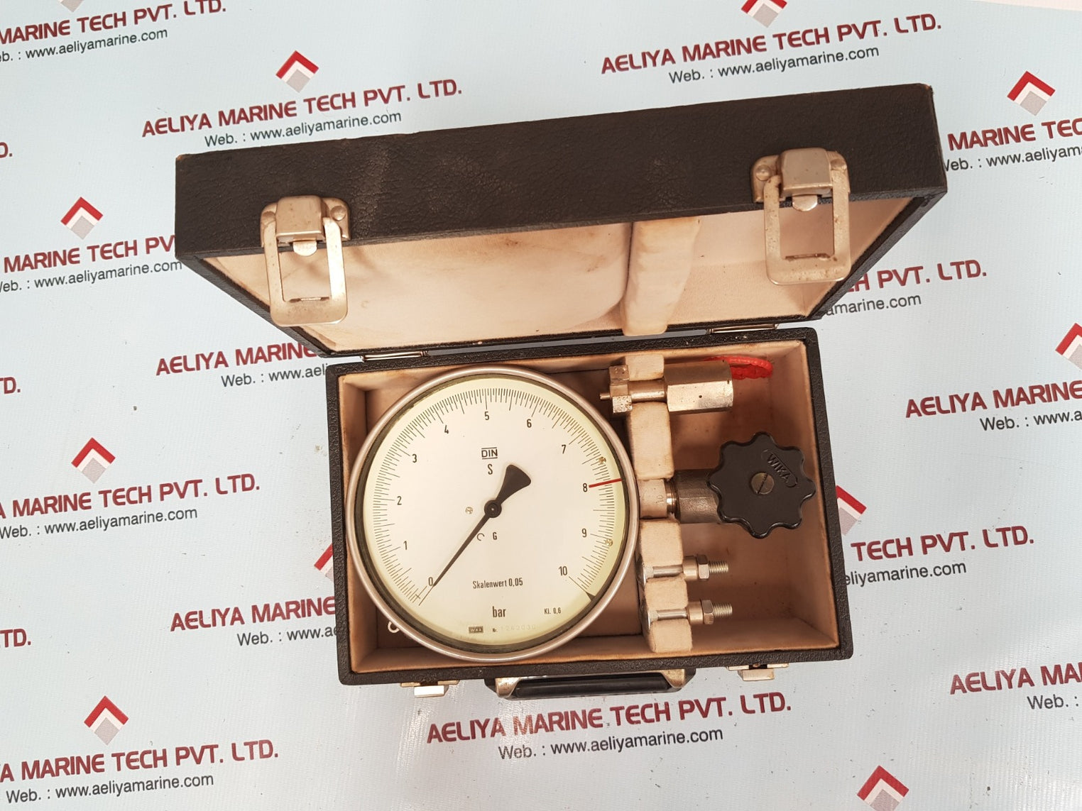 Wika kl 0.6 measuring manometer high precision gauge 0- to 10 bar