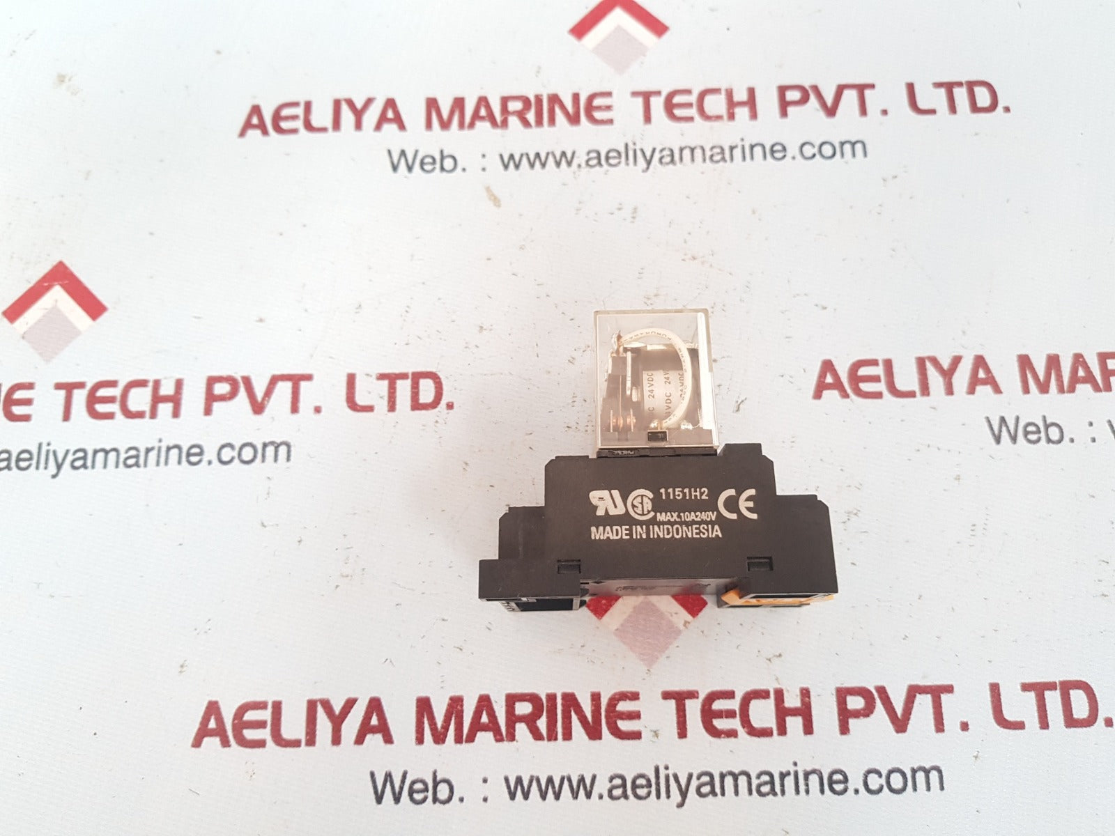 Omron ly4 24vdc relay