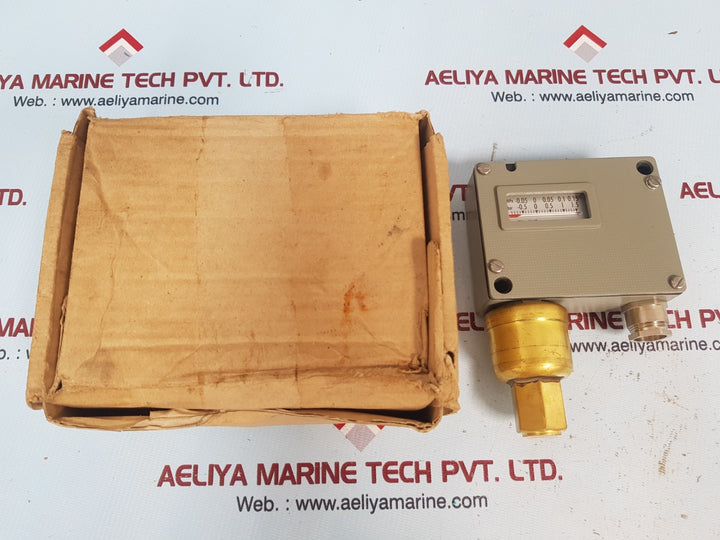 Trafag 900.2672.900 pressure switch