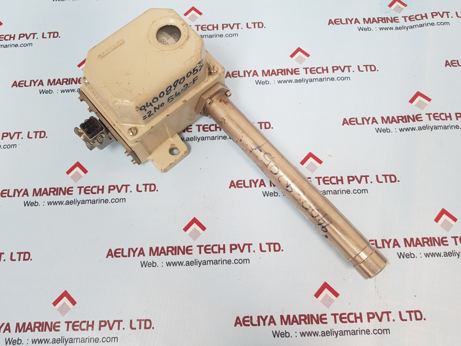 Siemens c74451- a1390- a104 sensor 