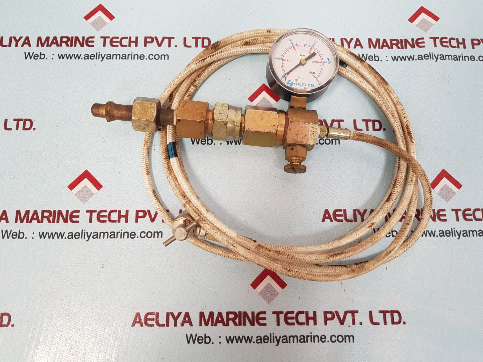 Oiltech cgh-3000 charging assembly