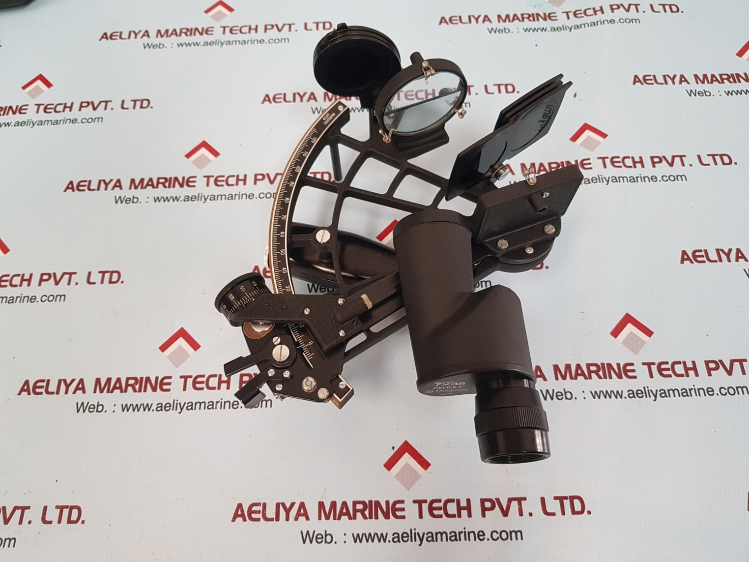 Tamaya ms-633 micrometer marine sextant