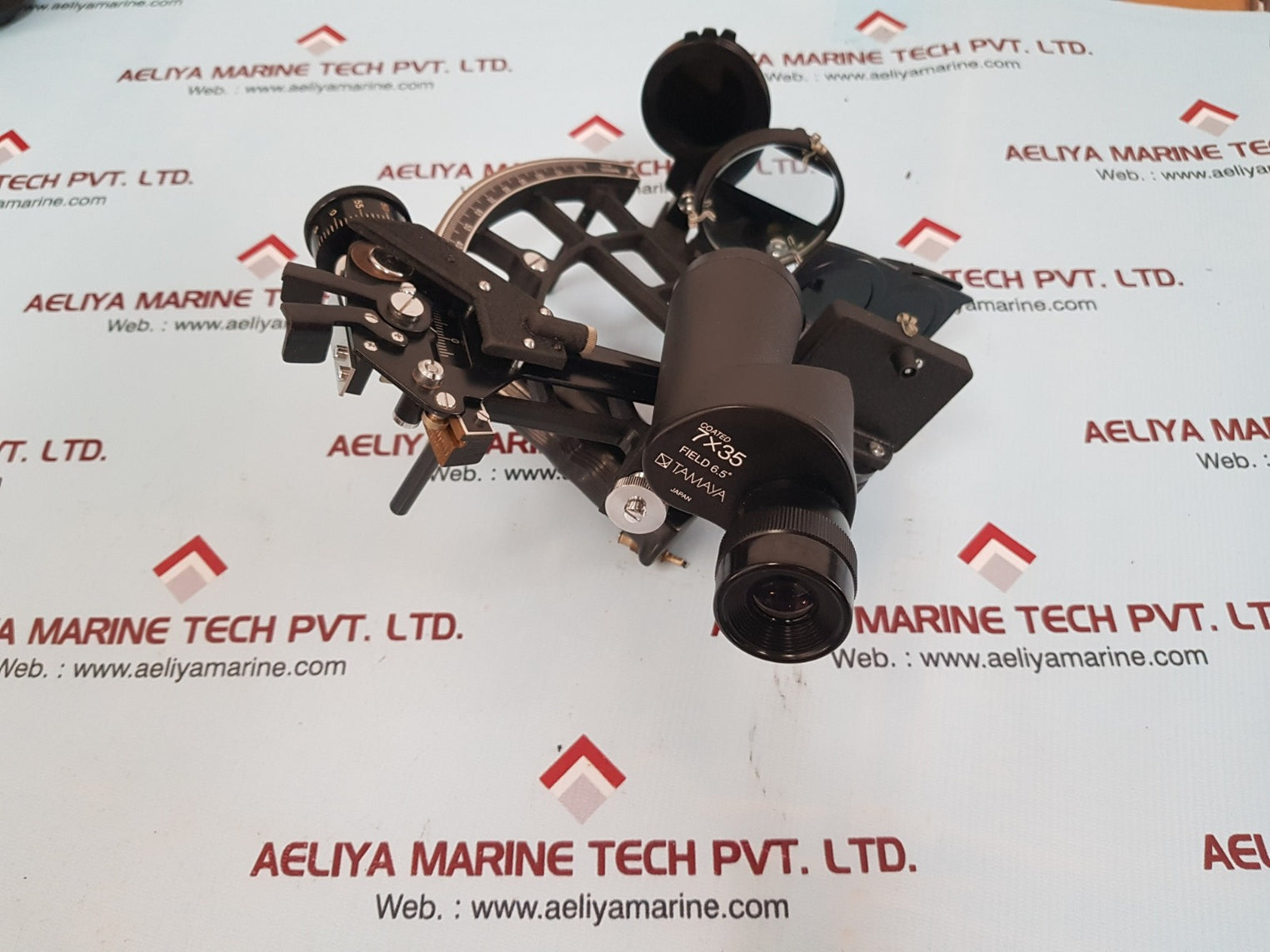 Tamaya ms-633 micrometer marine sextant