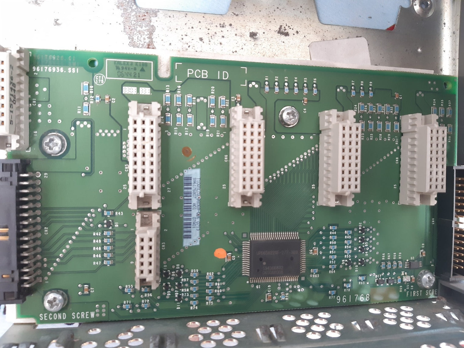 Allen-bradley Slc 500 1746-a4 Ser B 4-slot Rack