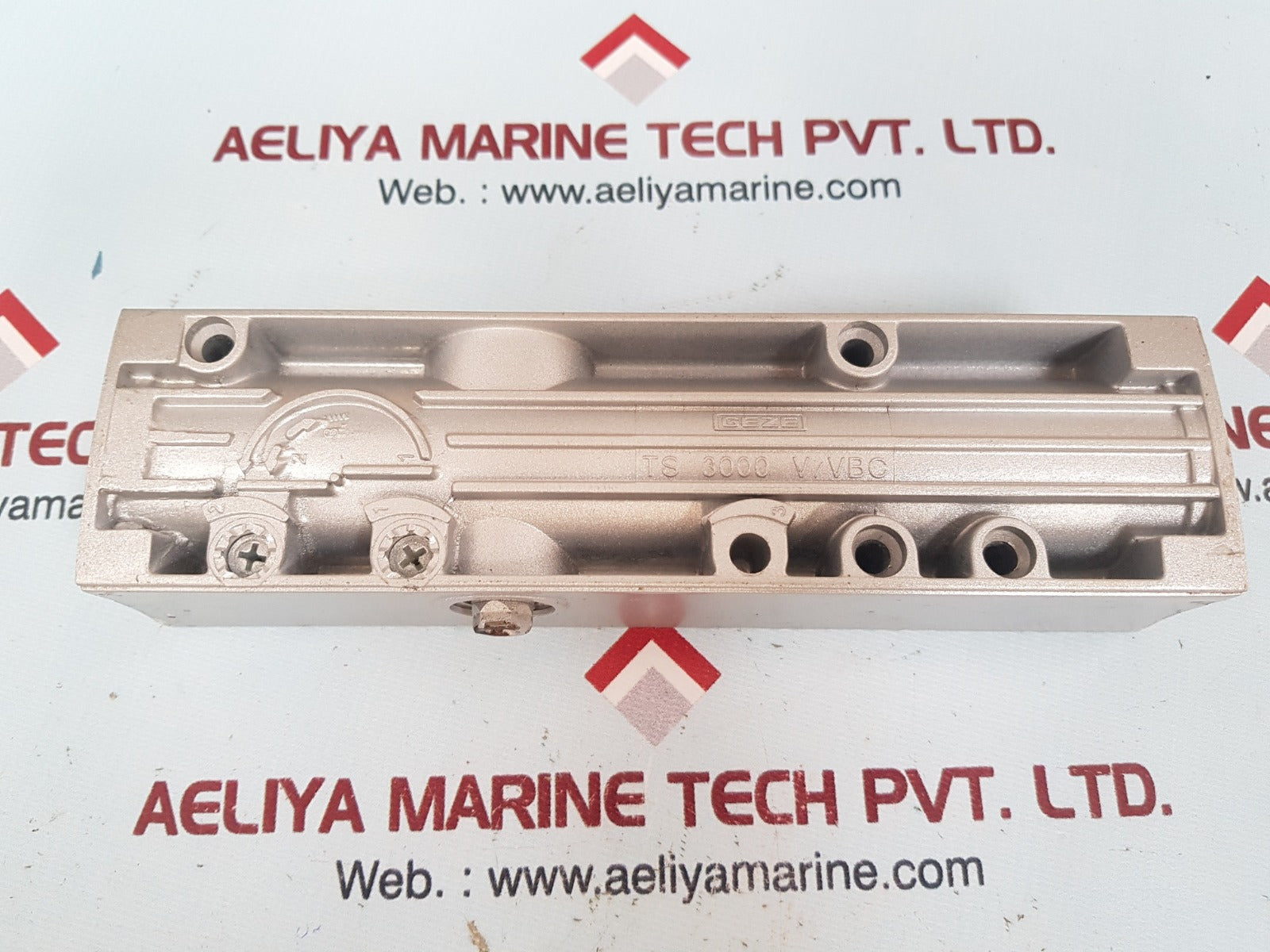 Geze ts 3000 door closer 0672-cpd-0271