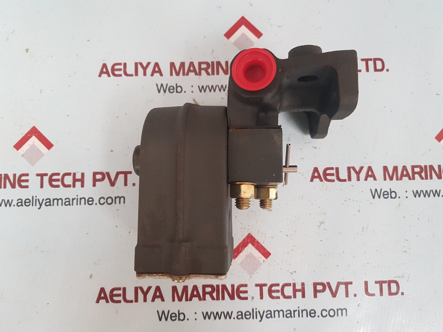 Graham-white 912-014 solenoid valve