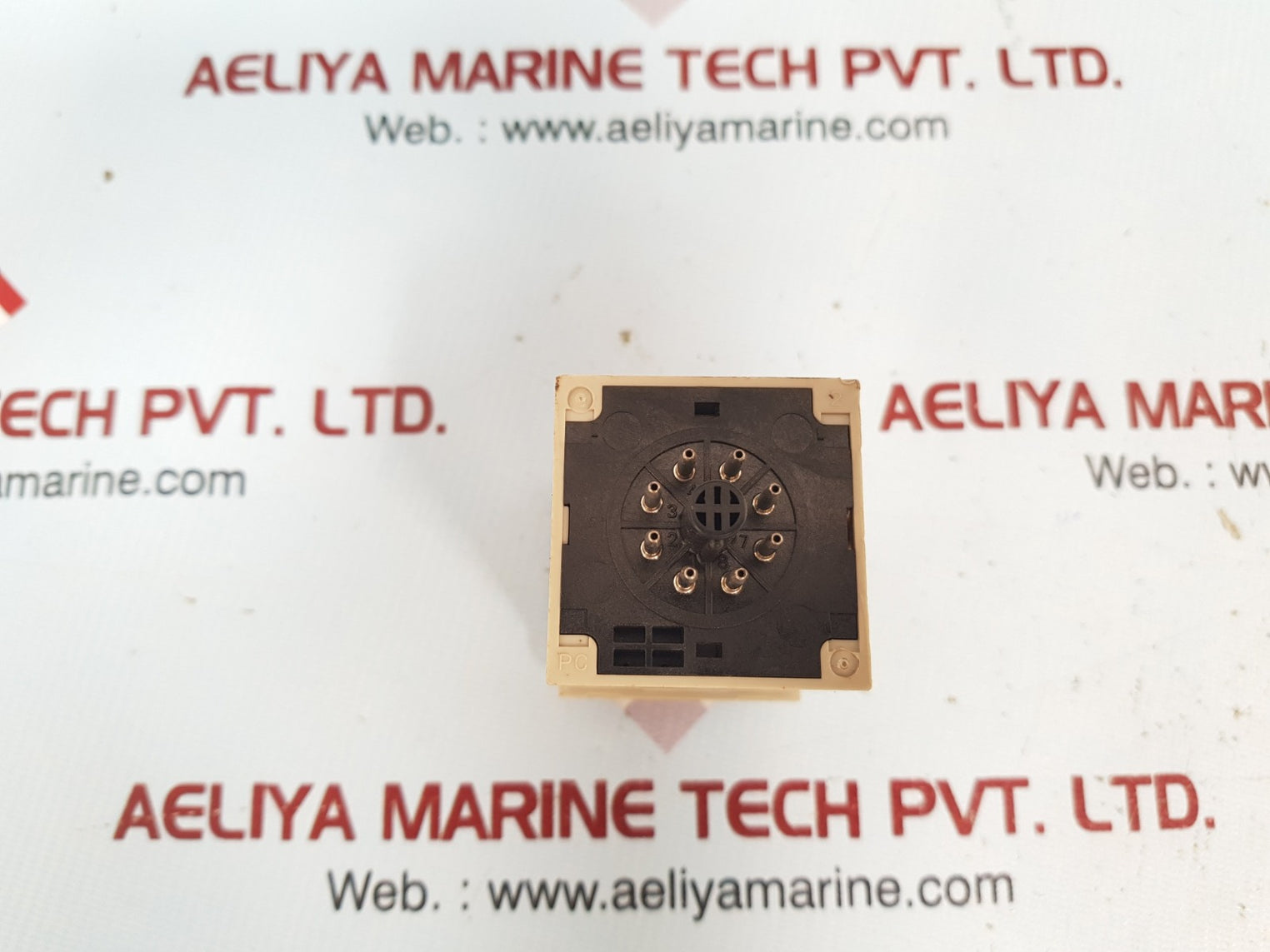 Omron H3Ba-n8H On Delay Timer 220Vac 50/60Hz