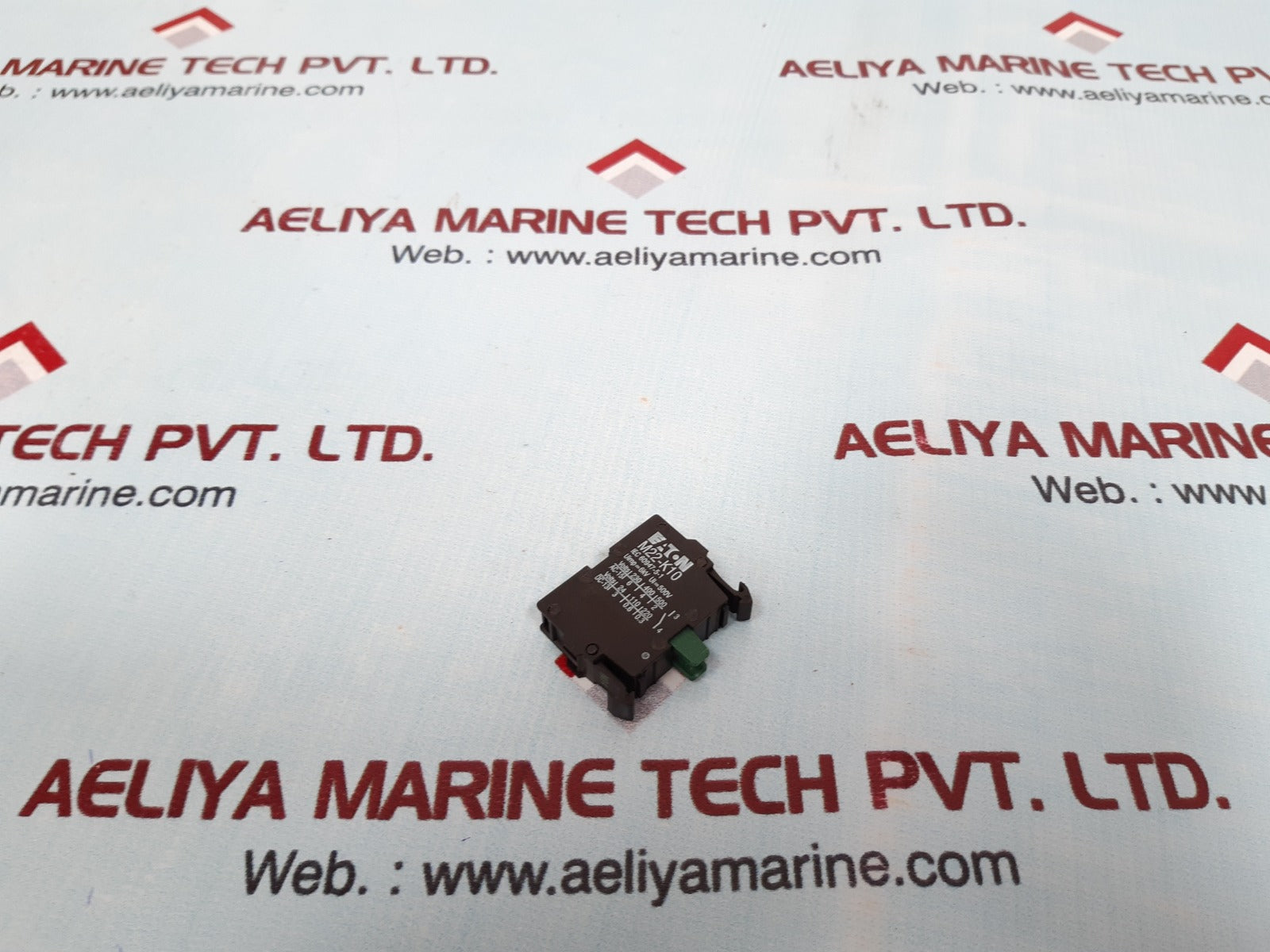Set of 9x Eaton m22-k10 contact block 
