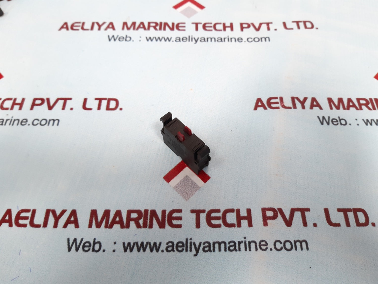 Set of 9x Eaton m22-k01 contact block 