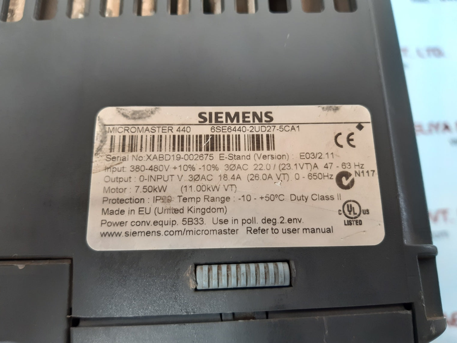 Siemens micromaster 440 6se6440-2ud27-5ca1 drive