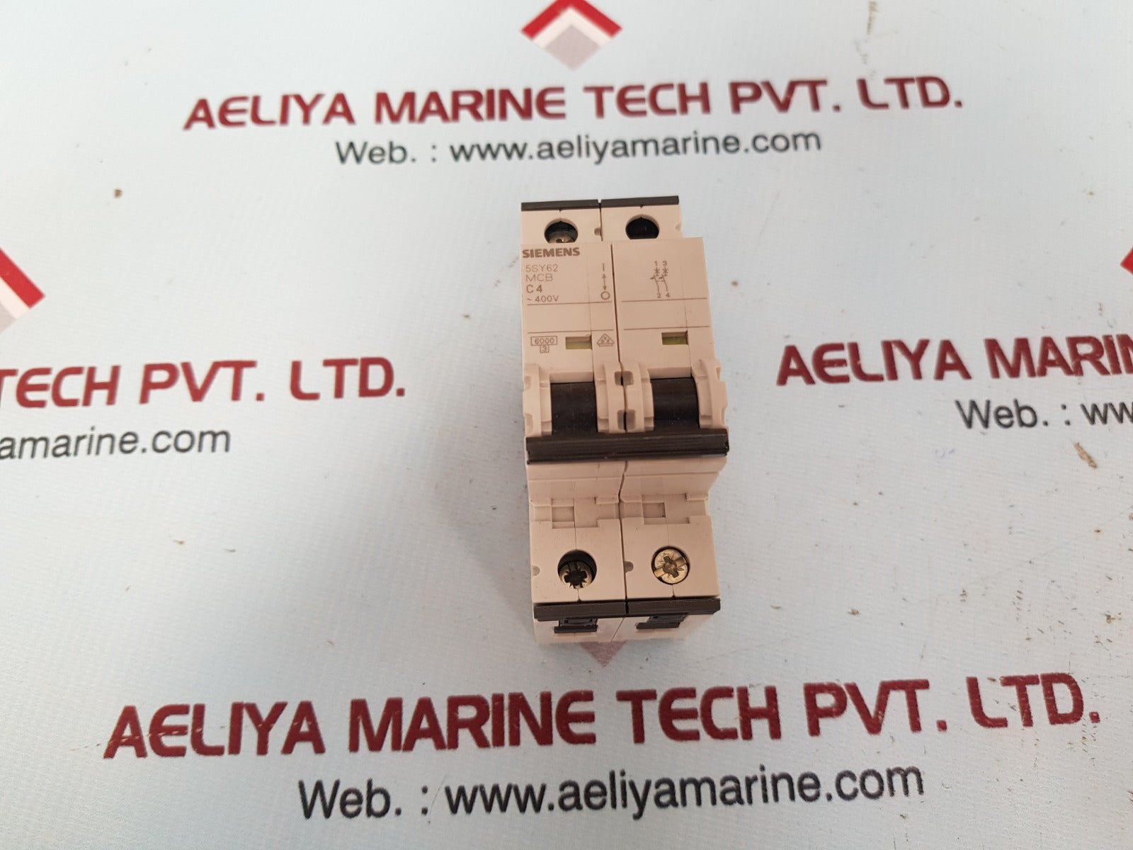 Siemens 5sy62 mcb c4 circuit breaker 