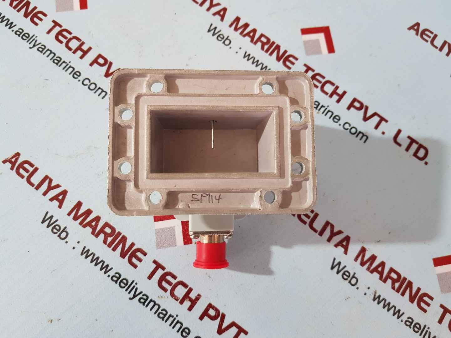 Anasat 30570 c-band 35k