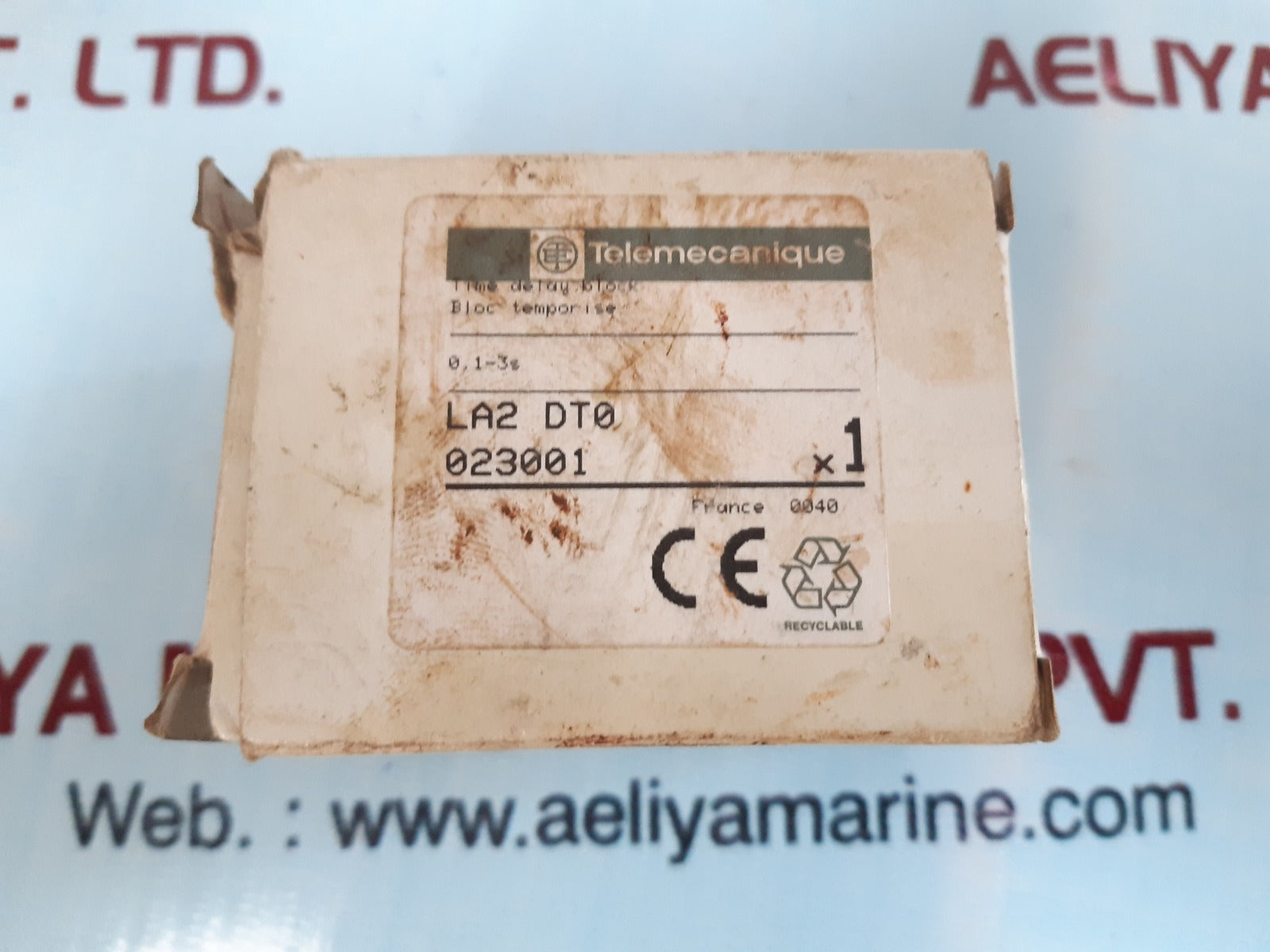 Telemecanique la2 dt0 time delay block   