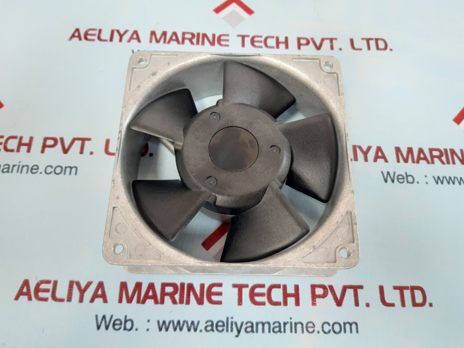 Omron r87f-a1a15hp ac axial fan 100v 50/60hz  15/14w 