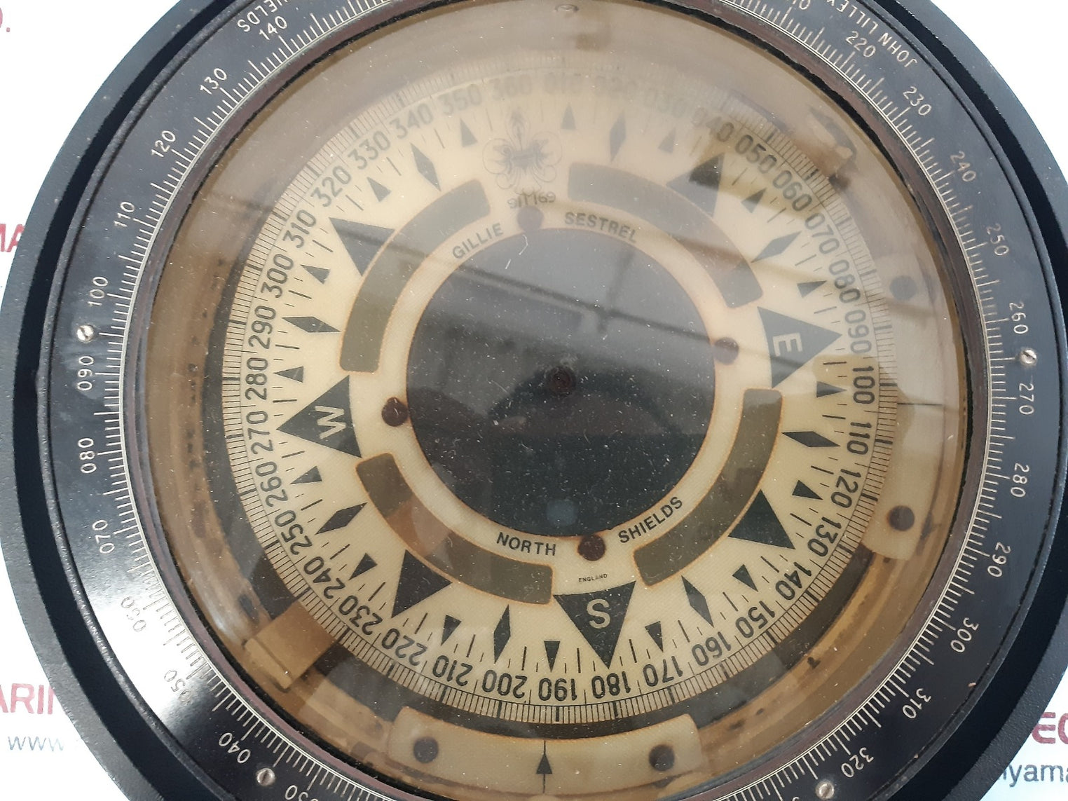 John lilley & gillie sr3 compass