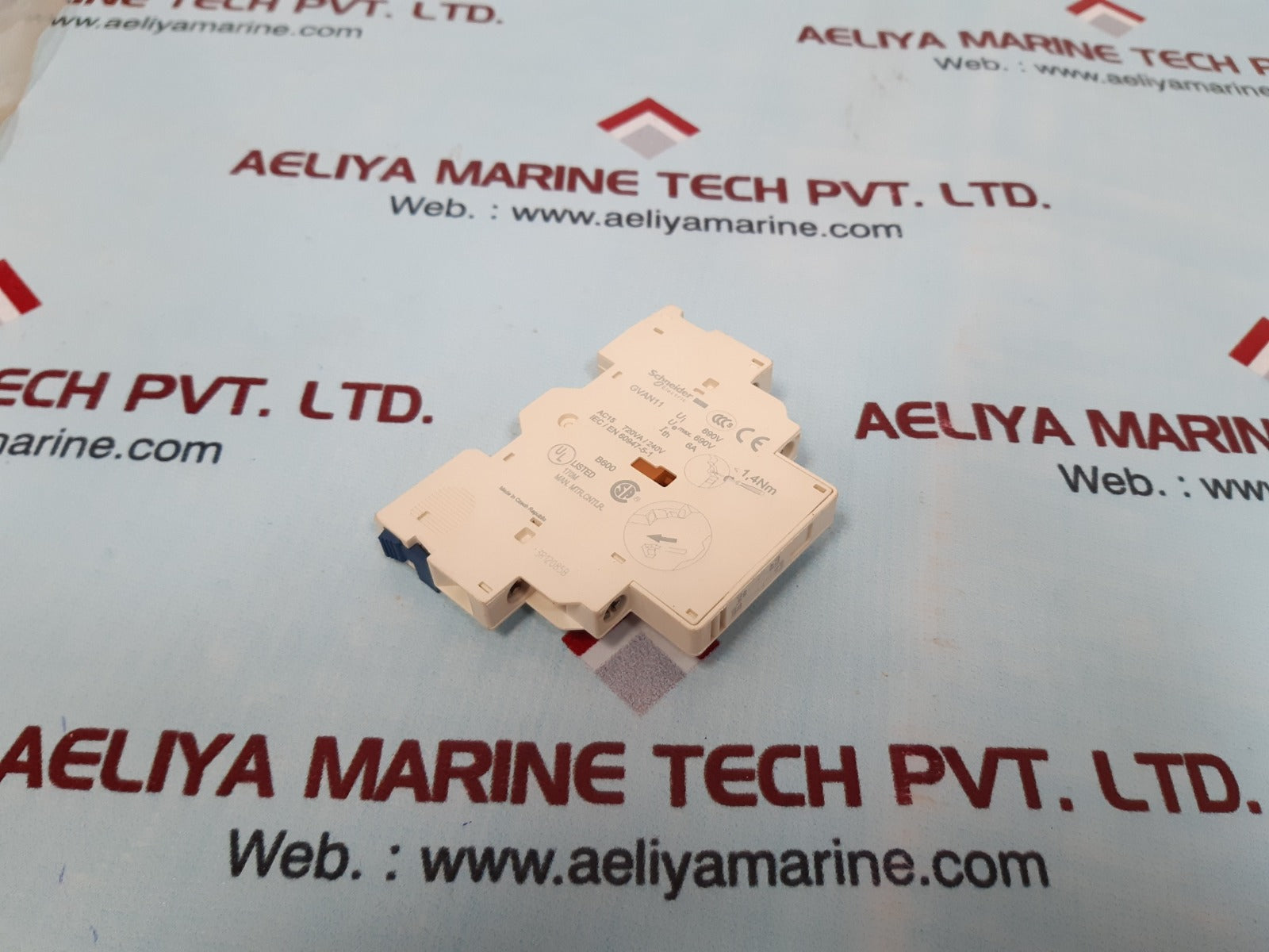 Schneider gvan11 auxiliary contact block 