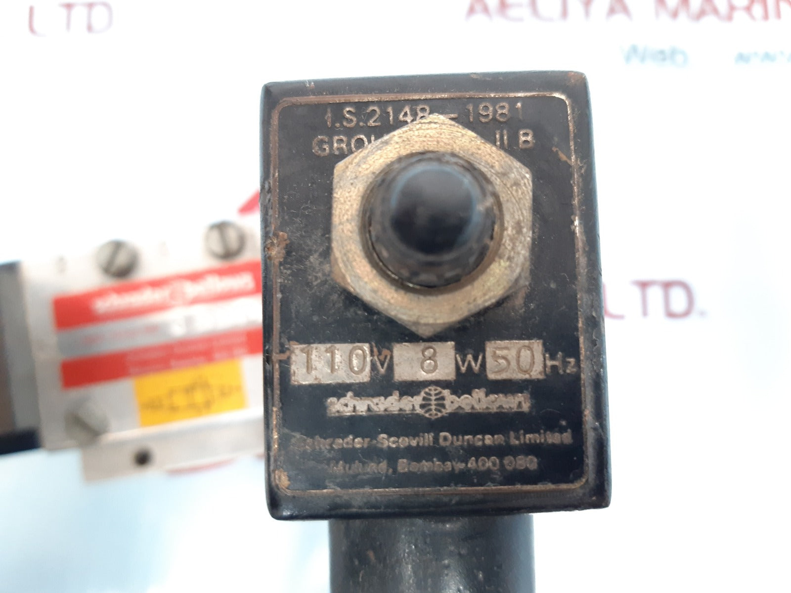Schrader 2148-1981 pneumatic valve 