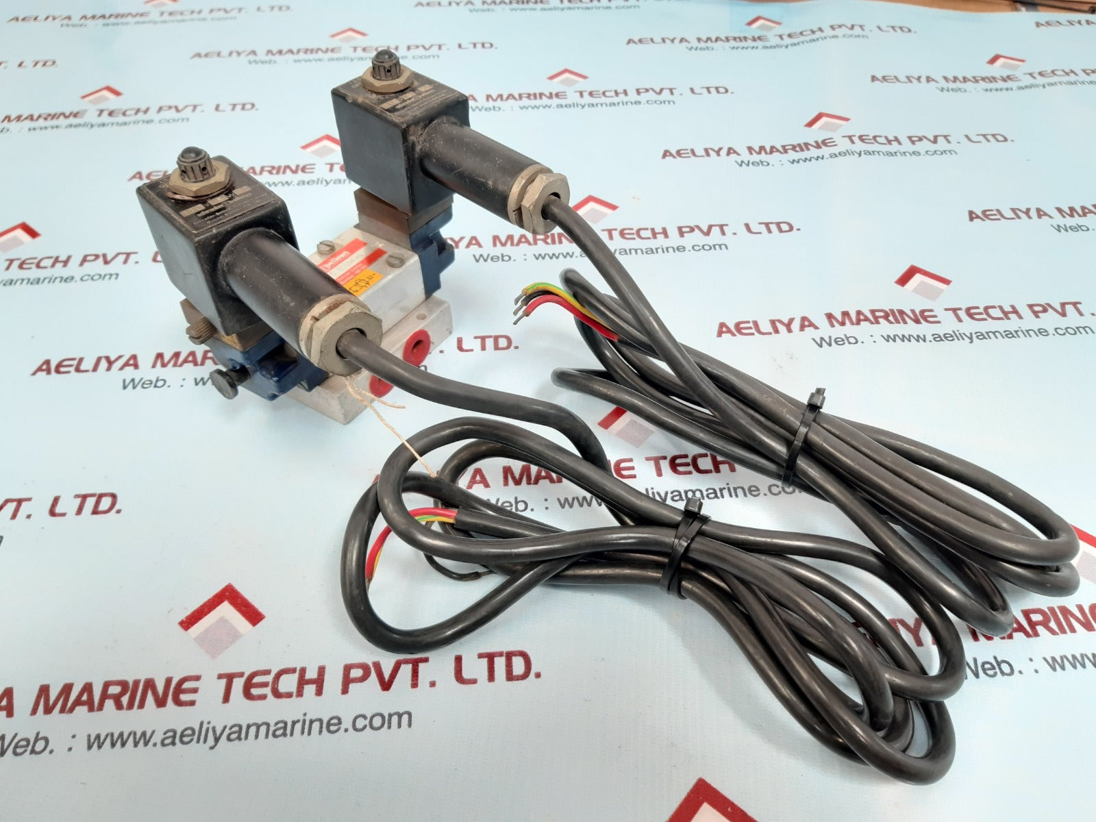 Schrader 2148-1981 pneumatic valve 