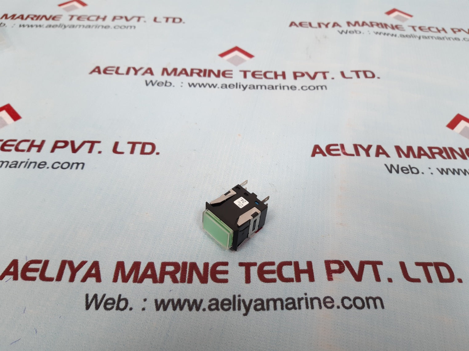 Idec ma3l-m pushbutton switch