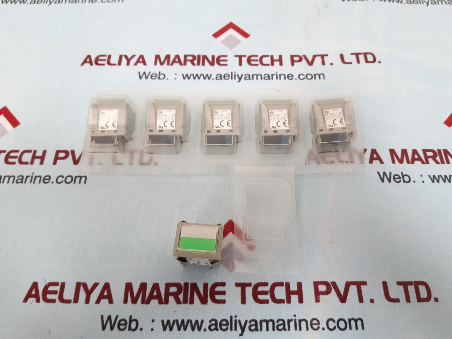 Idec ma3l-m push button switch 