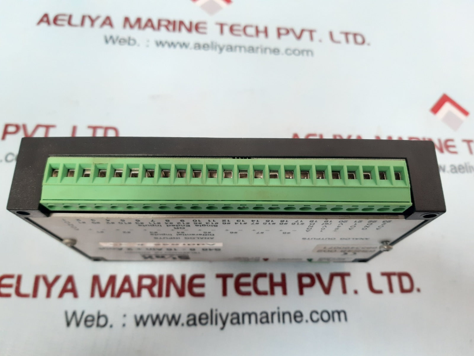 Siox s48 8-16 ain+2 aout input output module