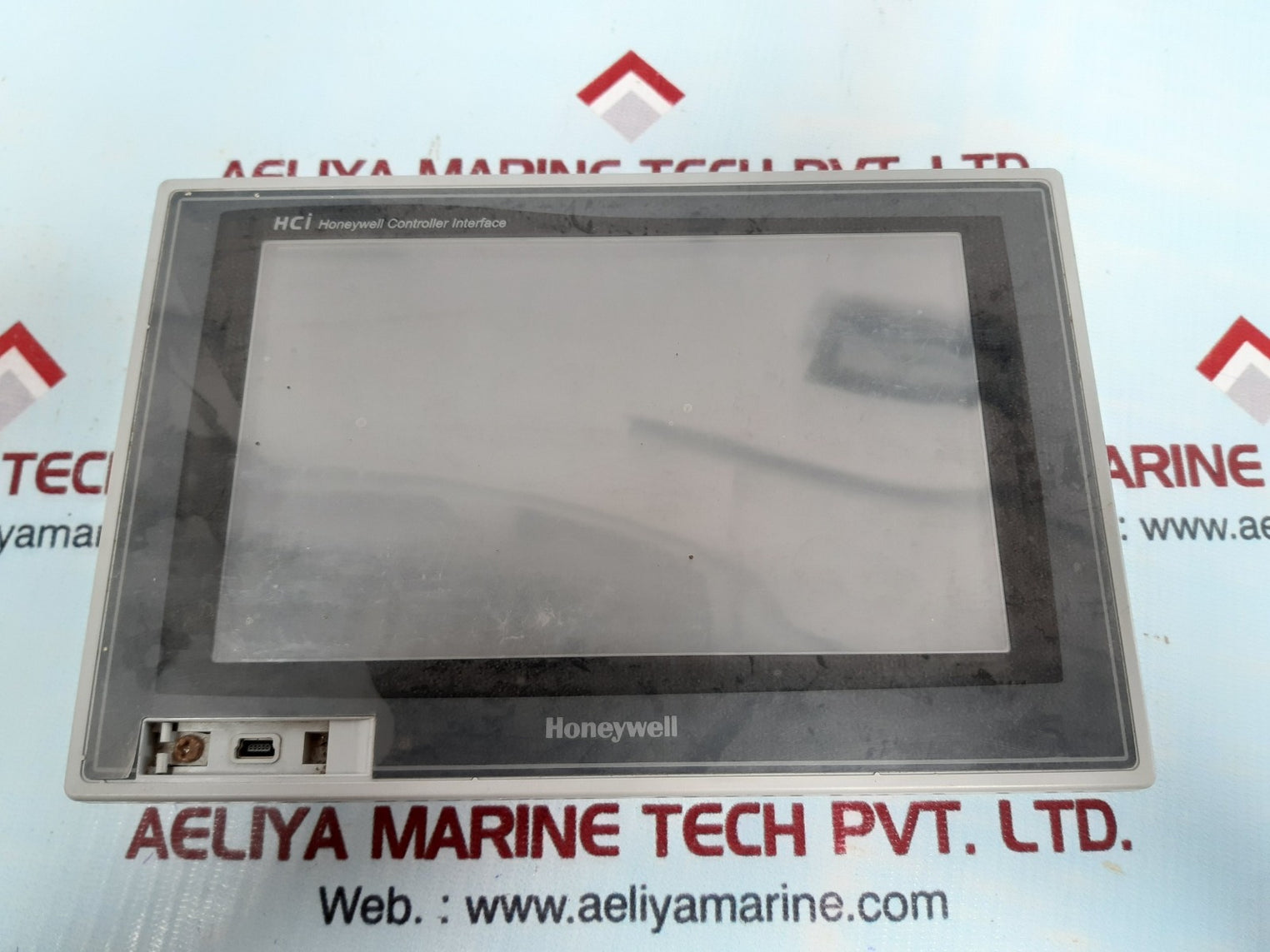 Honeywell hciw07-tv-fd-nc-cb controller interface