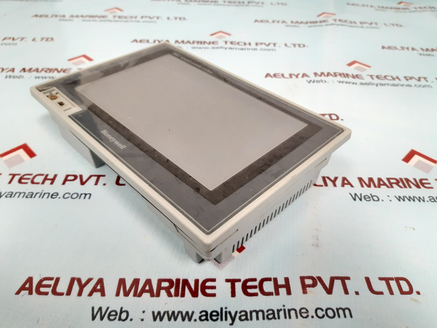 Honeywell hciw07-tv-fd-nc-cb controller interface