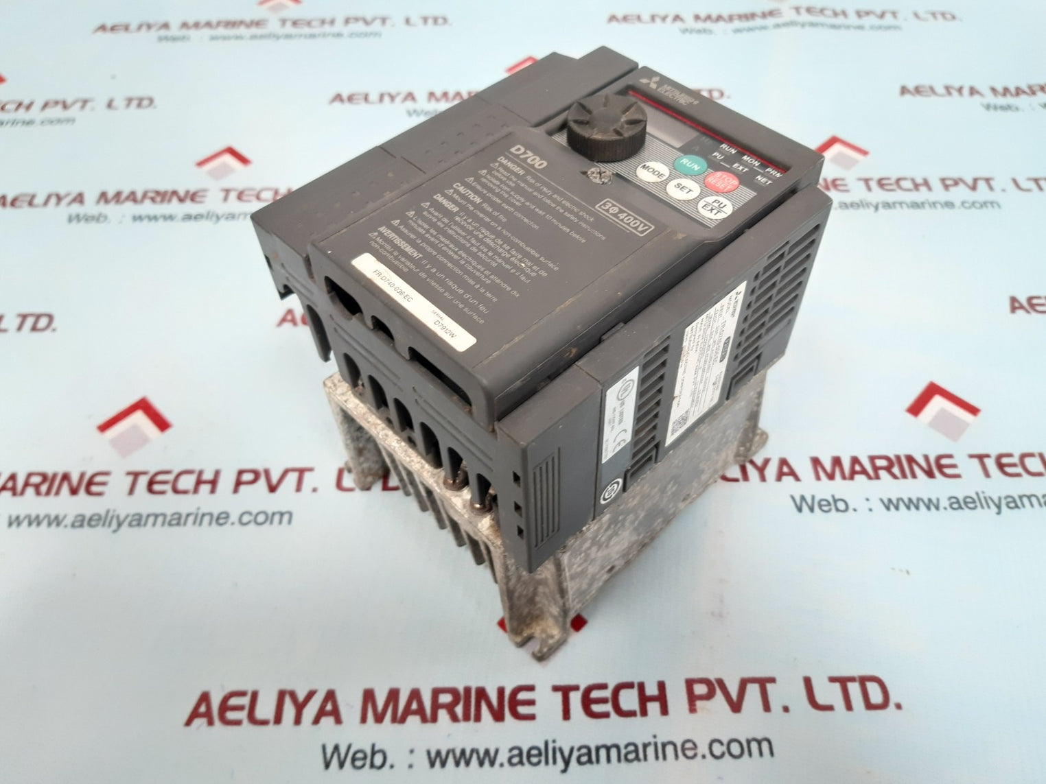 Mitsubishi electric d700 fr-d740-036-ec inverter