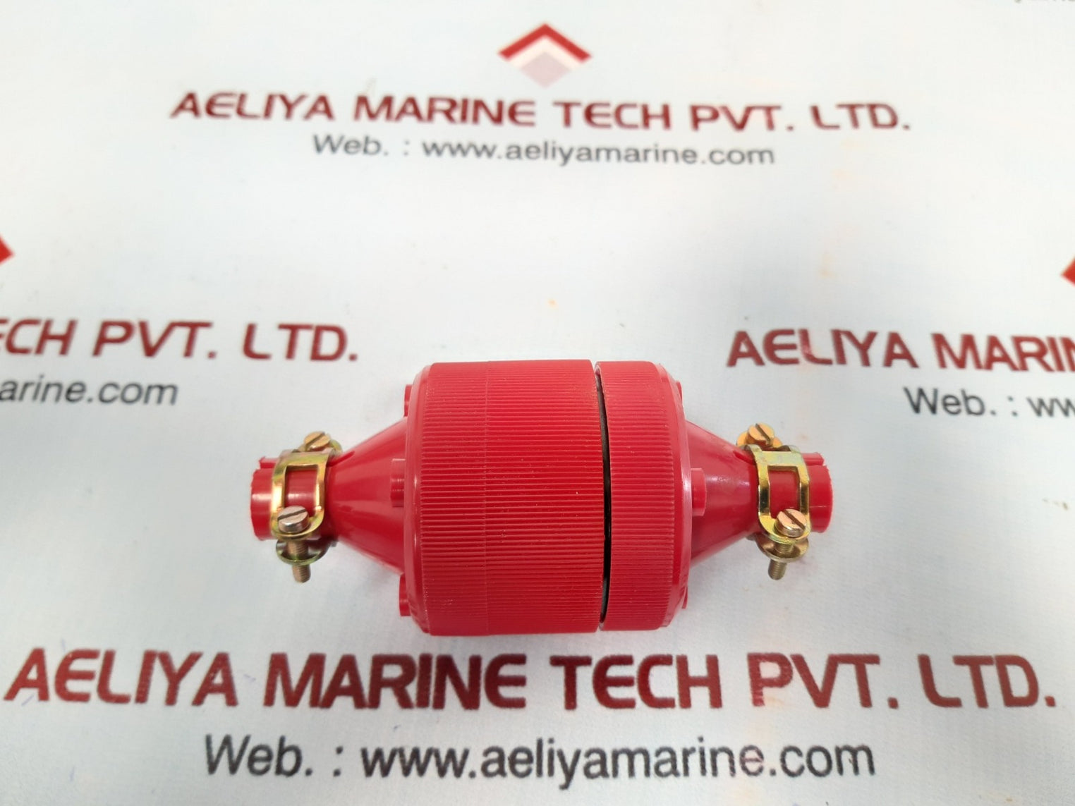 pial 30a 250/380/440v ca plug