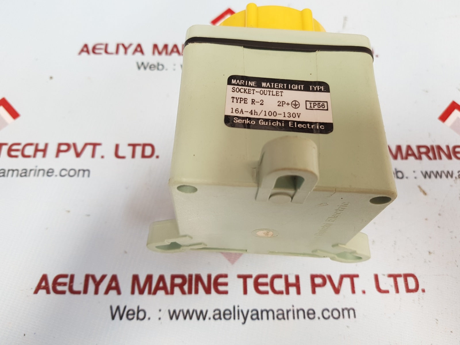 Senko guichi rl-2 2p+ socket outlet 16a-4h/100-130v