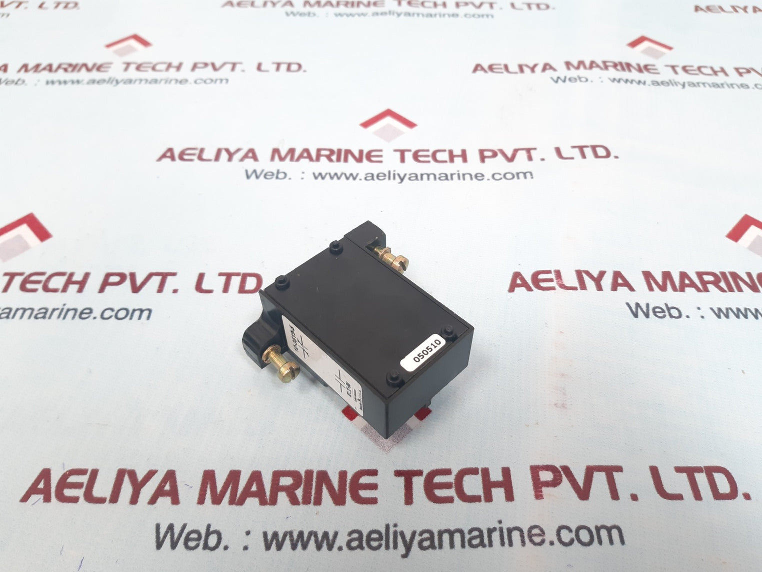 Eaton 10-3519-5 interlock Used