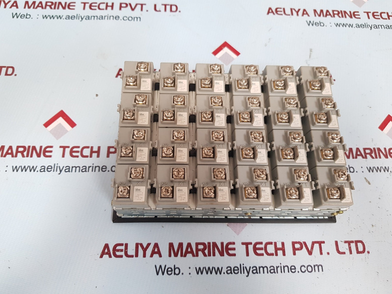 Idec slc 30n control panel