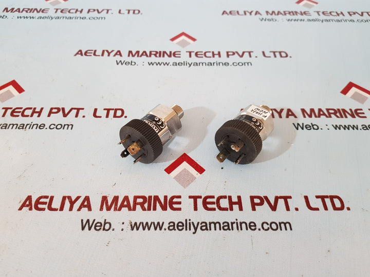 Trafag 8287.77.2517 pressure transmitter