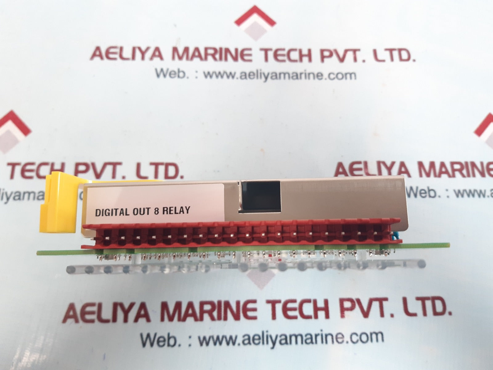 Honeywell 900h01-0102 controller digital out 8 relay