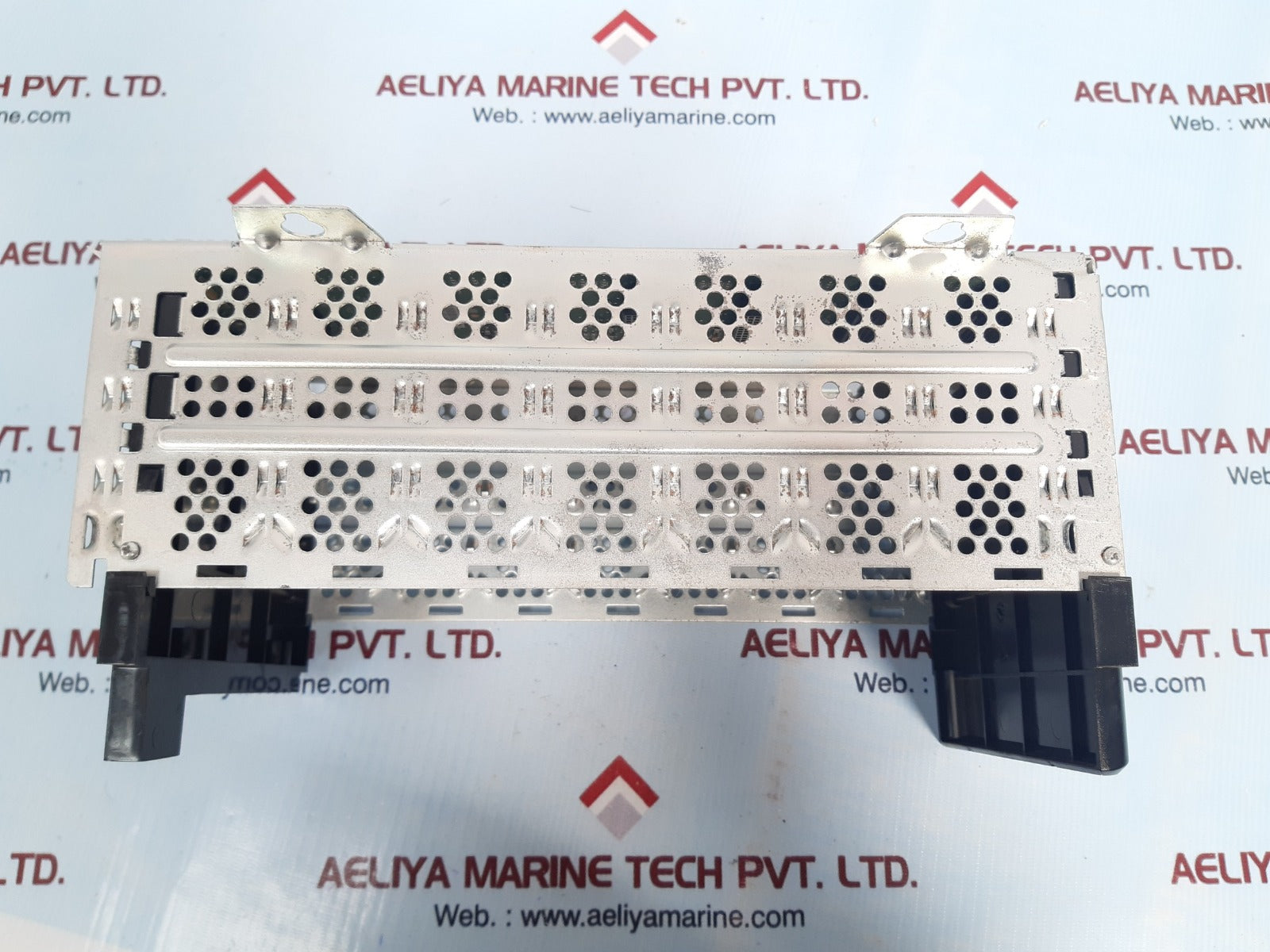 Honeywell tc-fxx072 rack 7 slot module 97126475