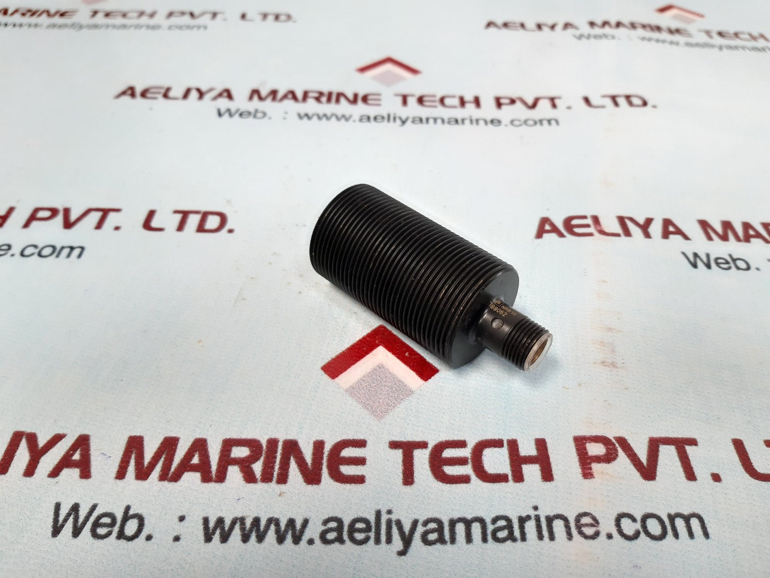 Pepperl+fuchs nrb10  nrb10-30gm50-e2-c-v1 proximity switch