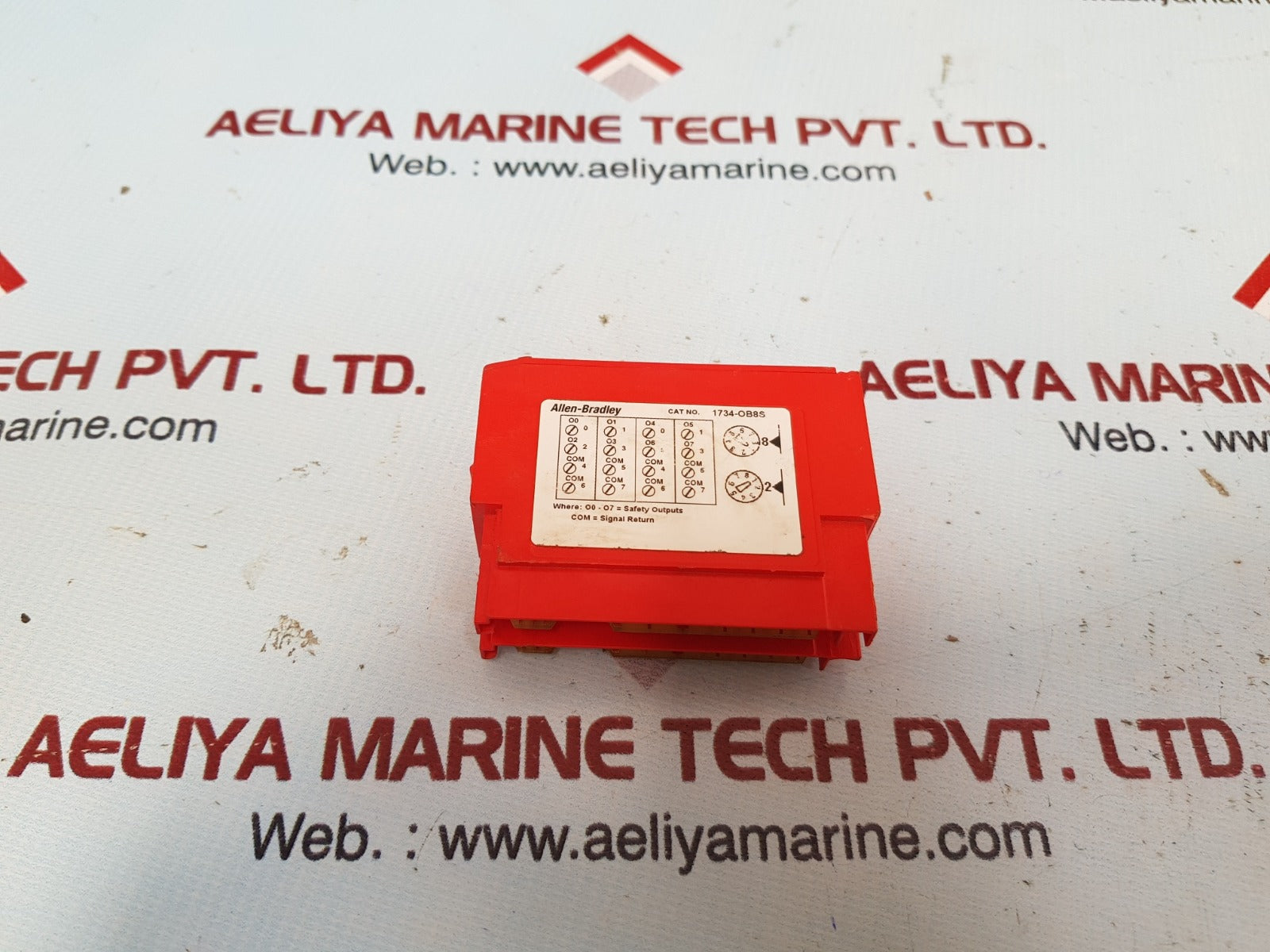Allen-bradley 1734-ob8s safety source output module pn-31815