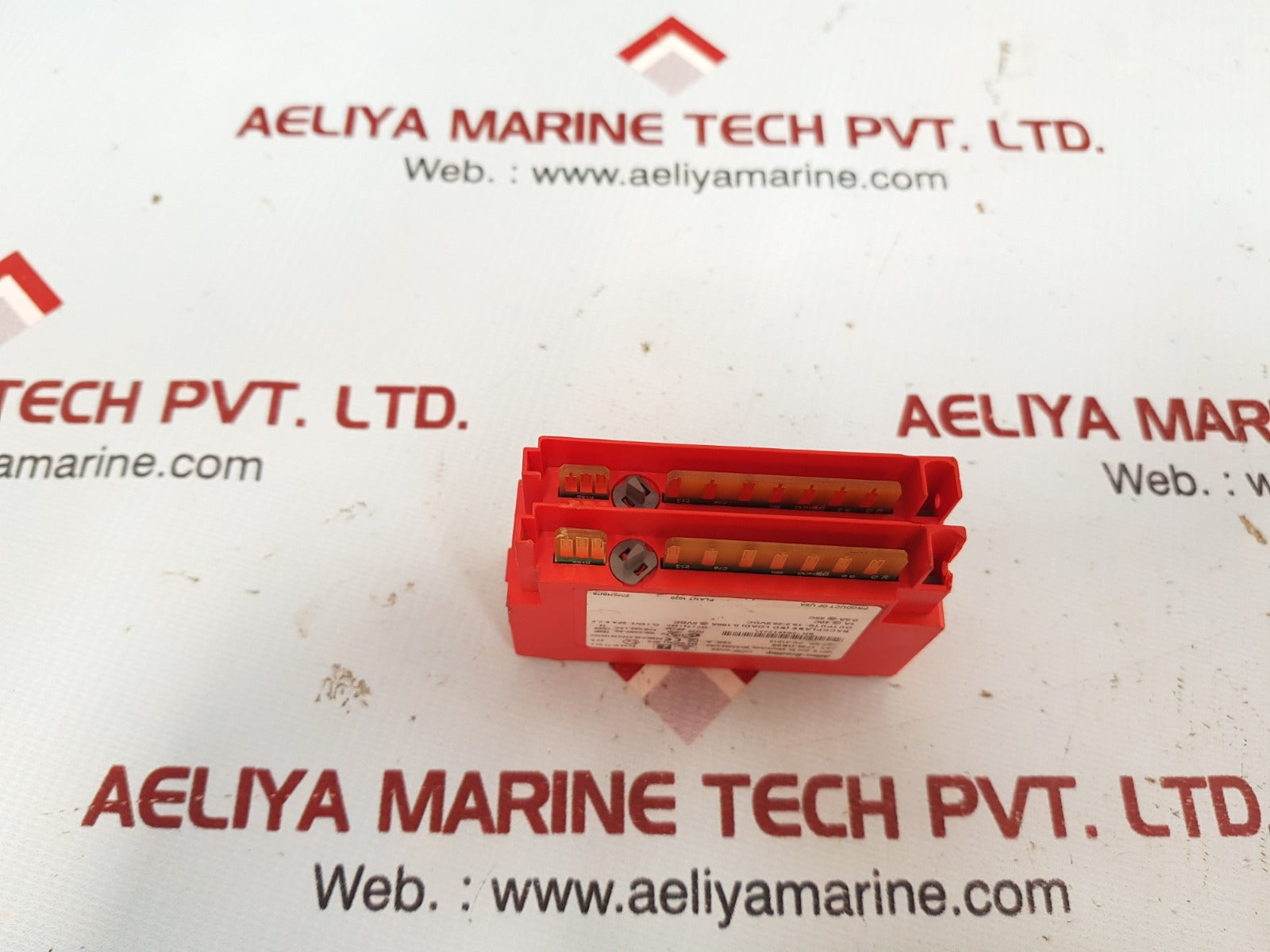 Allen-bradley 1734-ob8s safety source output module pn-31815