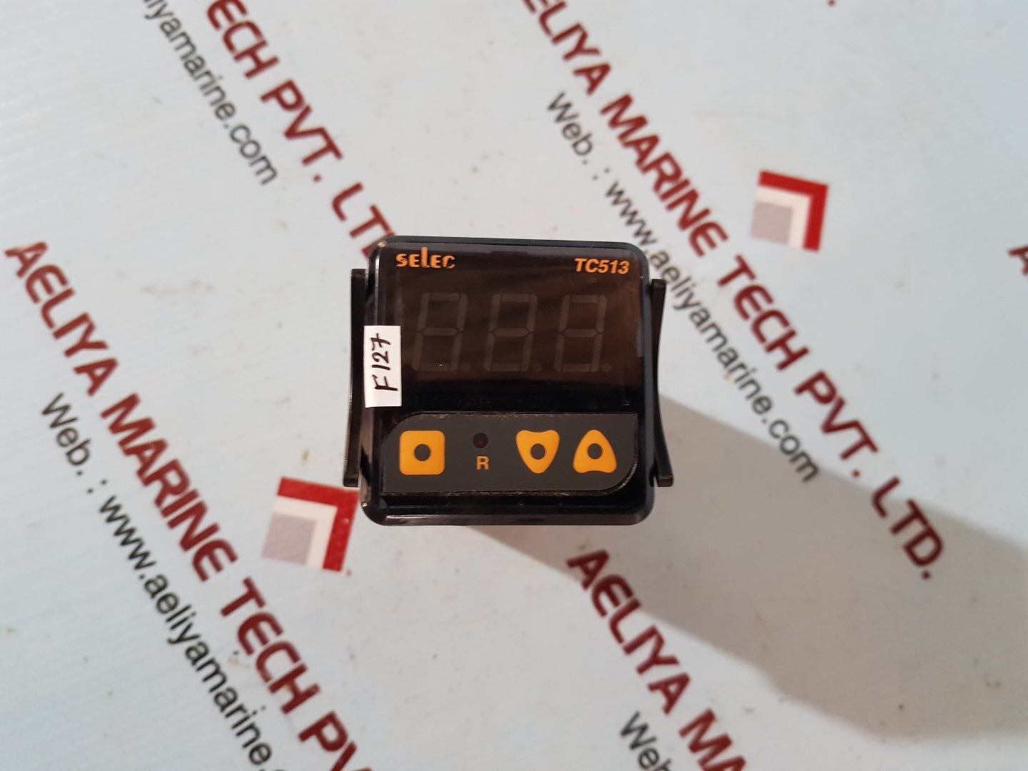 Selec tc513 temperature controller