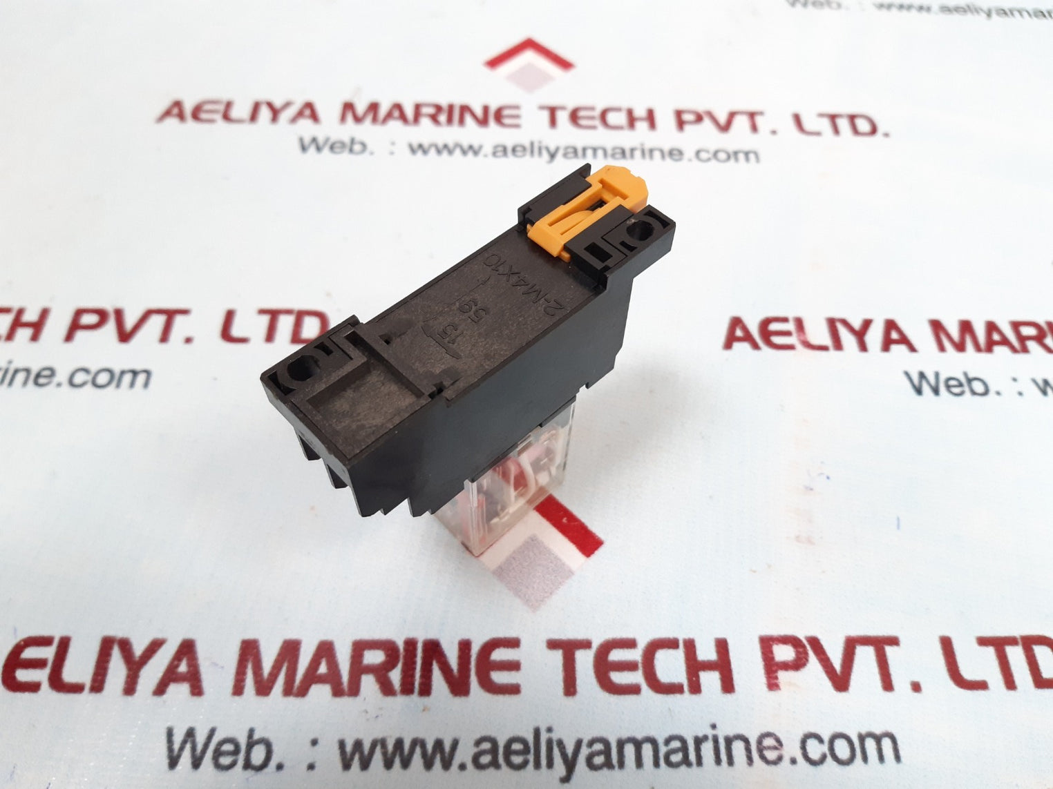 Set Of 4X Omron My2N Relay With Socket 2-m4X10 110/120Vac